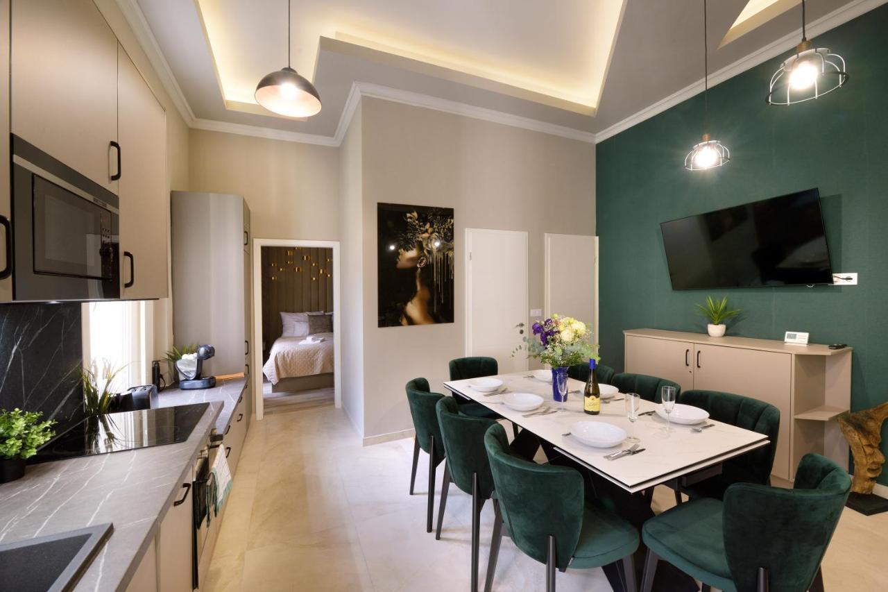 Orangehomes High Class 4 Bedroom Apartment Budapest Exterior photo